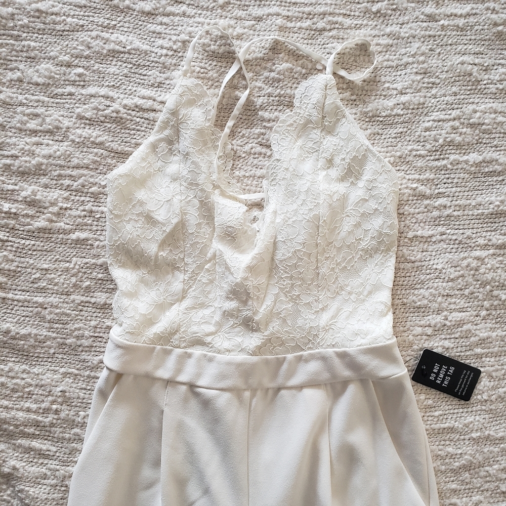 Express White/Cream Lace Jumpsuit - Size XS NWOT